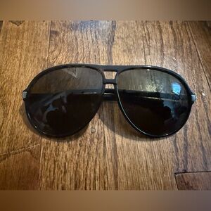 Gucci Black Aviator Sunglasses